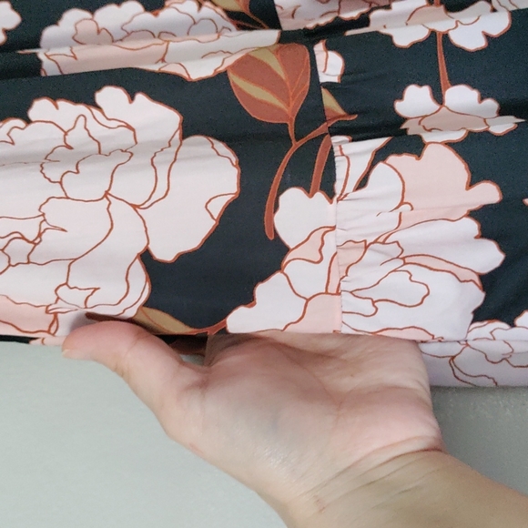 WHO WHAT WHERE Floral Tiered Midi Shirt Dress Short Sleeves Peony - Picture 6 of 9